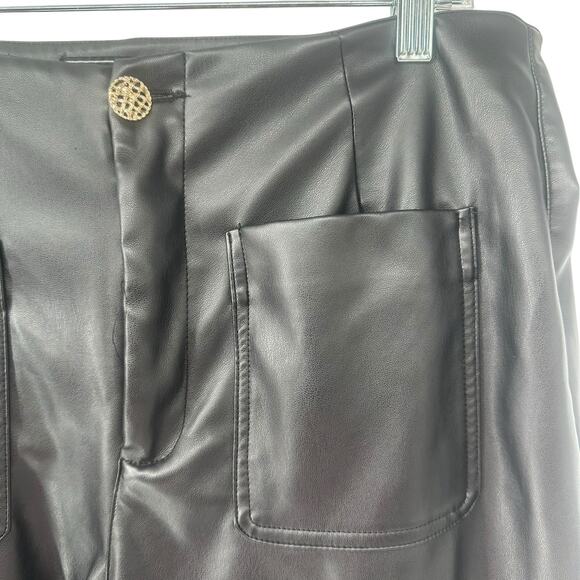 Bagatelle Womens Black Faux Leather High Rise Wide Leg Crop Pants Large - Picture 4 of 9